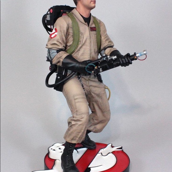Officially Licensed Ghostbusters statue Ray Stantz - Picture 3 of 9